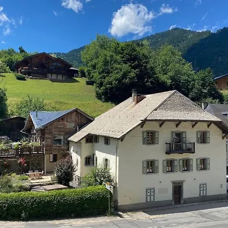 La Vieille Ferme De La Moussiere *