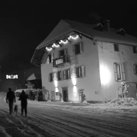 La Vieille Ferme De La Moussiere Saint-Jean-d'Aulps